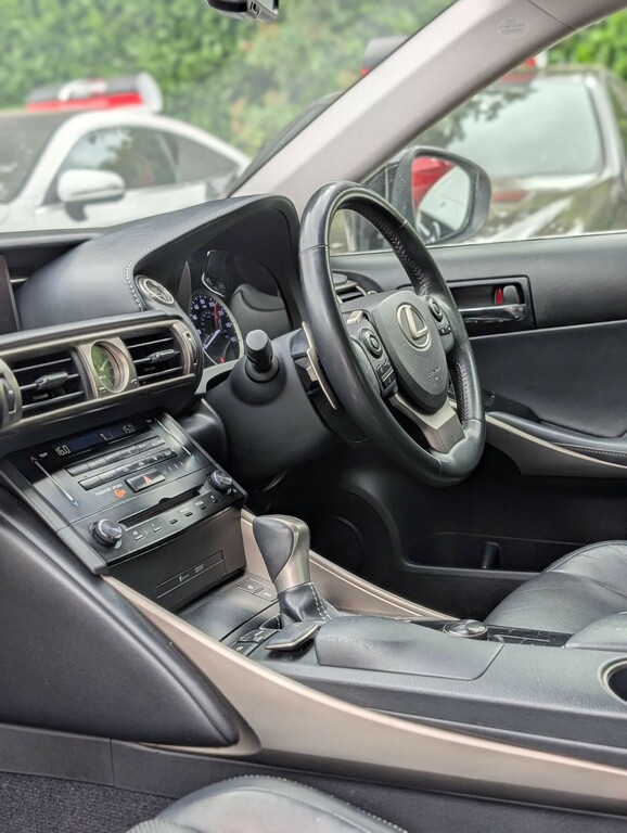 Lexus IS 300H F Sport Silver #11