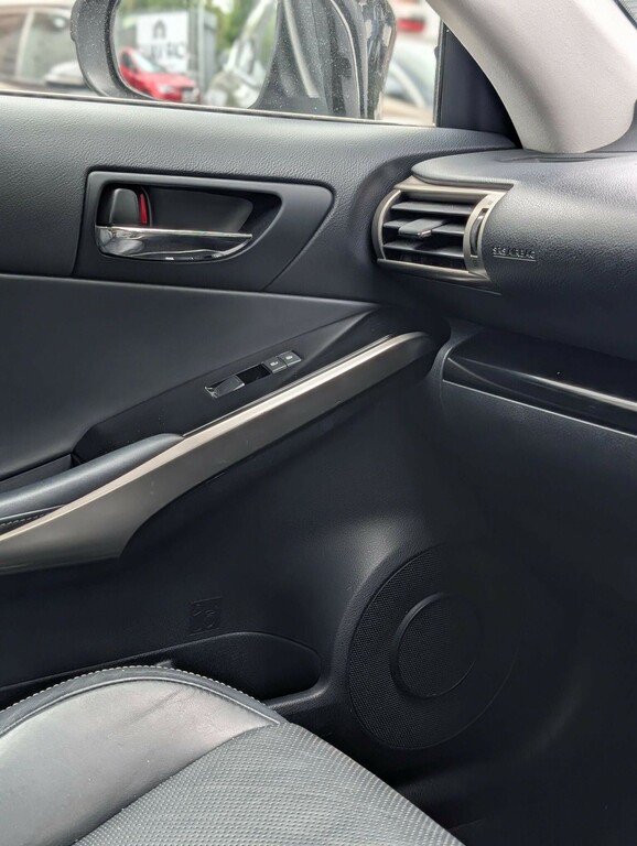 Lexus IS 300H F Sport Silver #29