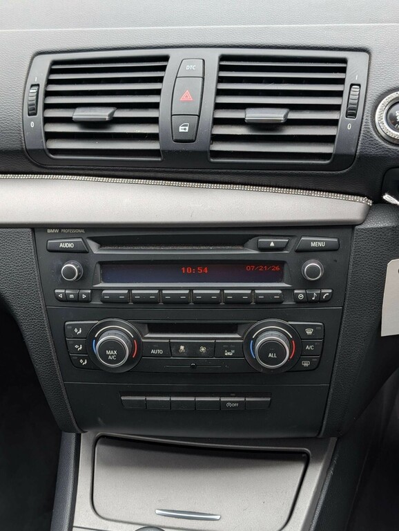 BMW 1 Series 120D Se Blue #17