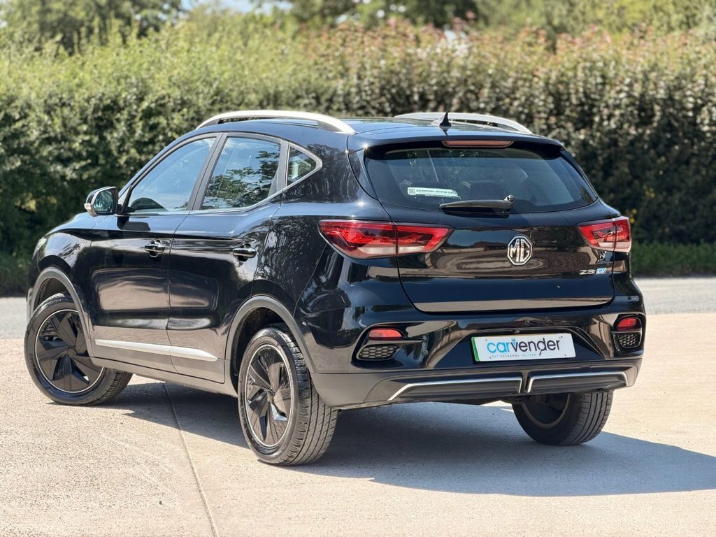 MG ZS Suv HY22ADO Black #4