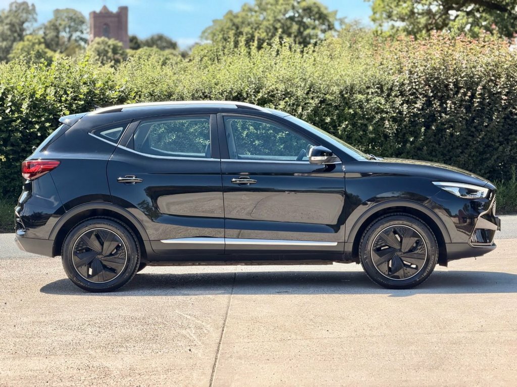 MG ZS Suv HY22ADO Black #5