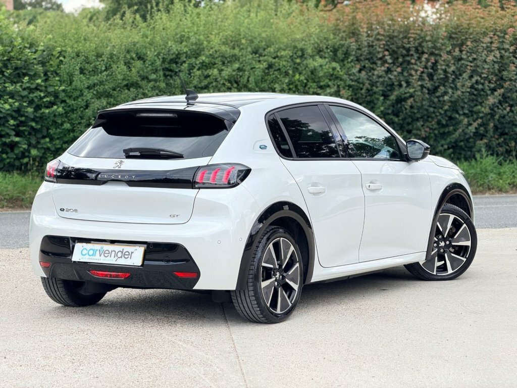 Peugeot e-208 Hatchback MF21FGM White #4
