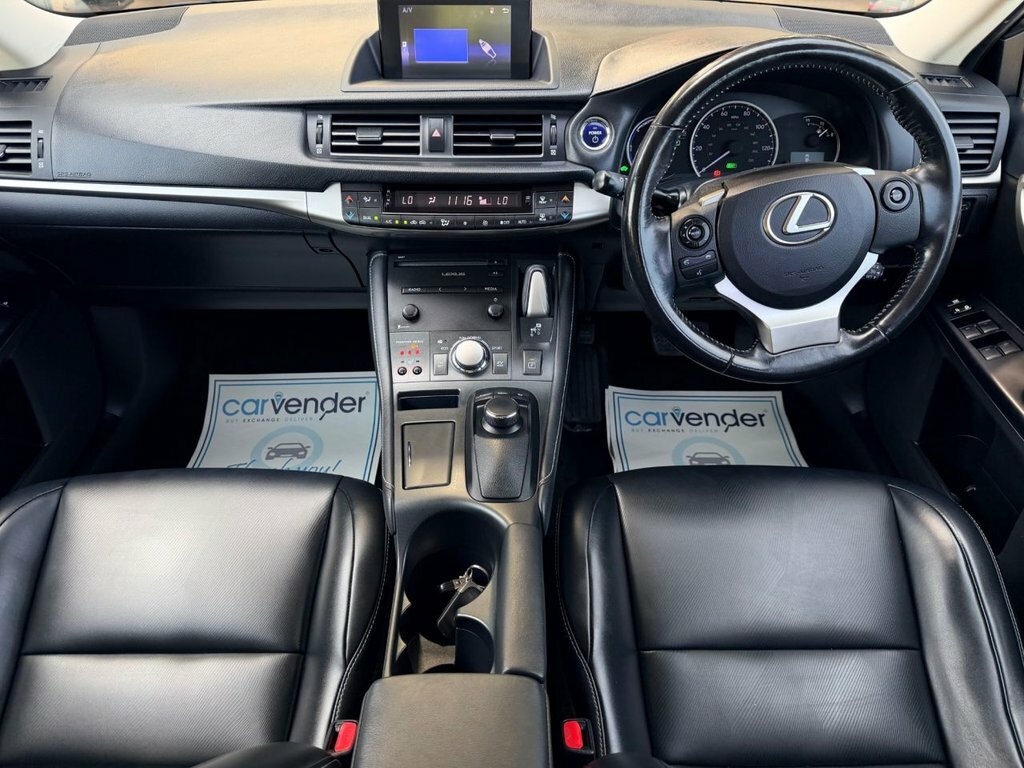 Lexus CT 1.8 200H Sport Hatchback Hybrid Cvt Eur White #2