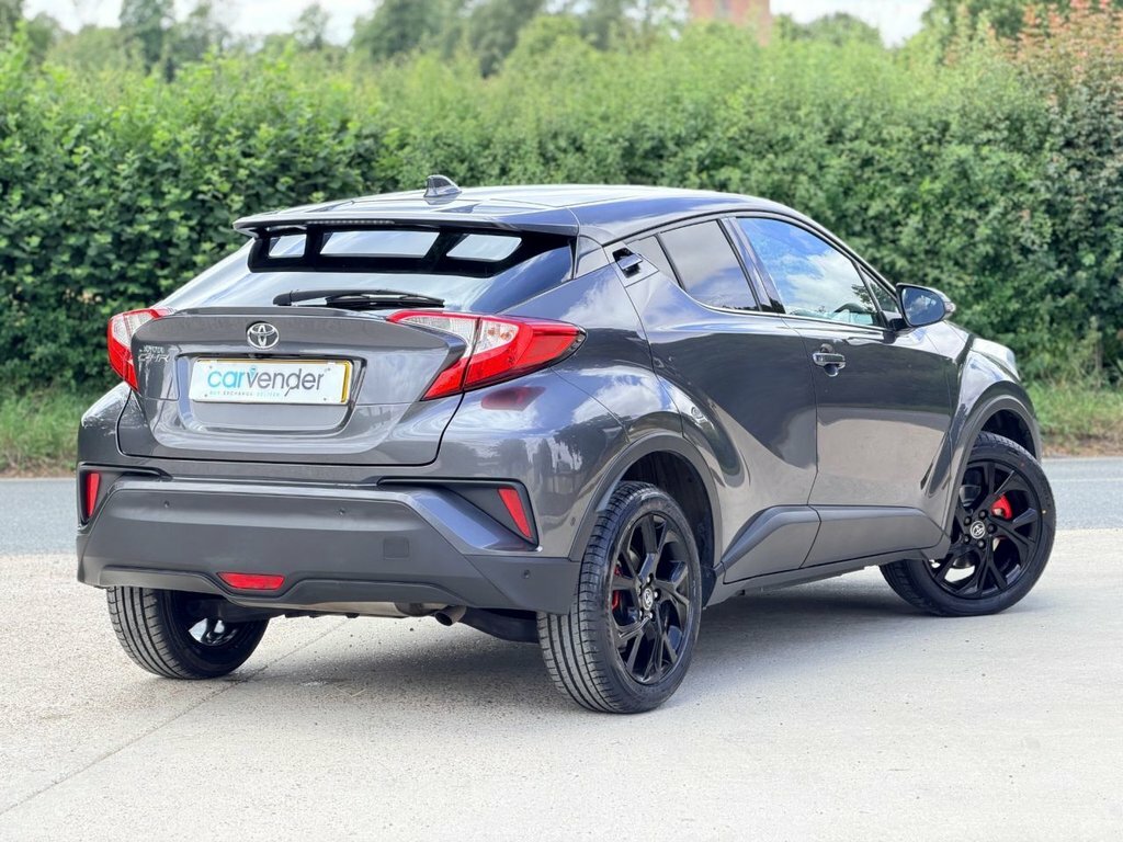 Toyota C-Hr 1.2L Design GV19FHH Grey #4
