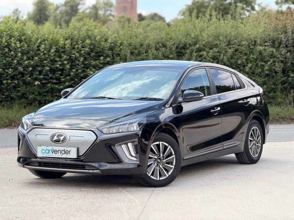 Hyundai Ioniq Hatchback Black #2