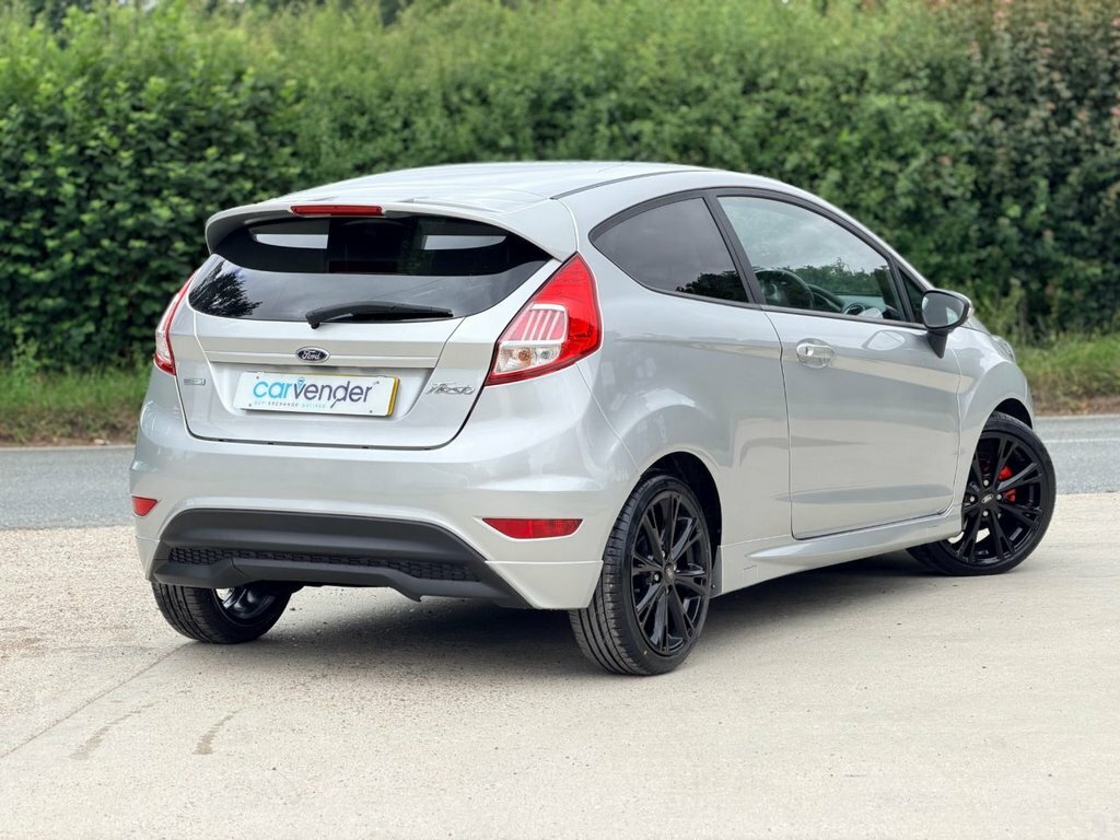 Ford Fiesta 1L Zetec S Silver #4