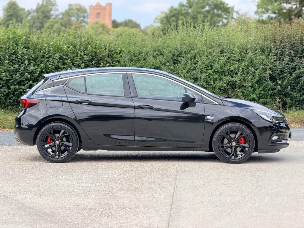 Vauxhall Astra 1.6L Sri Nav DV68UHM Black #5
