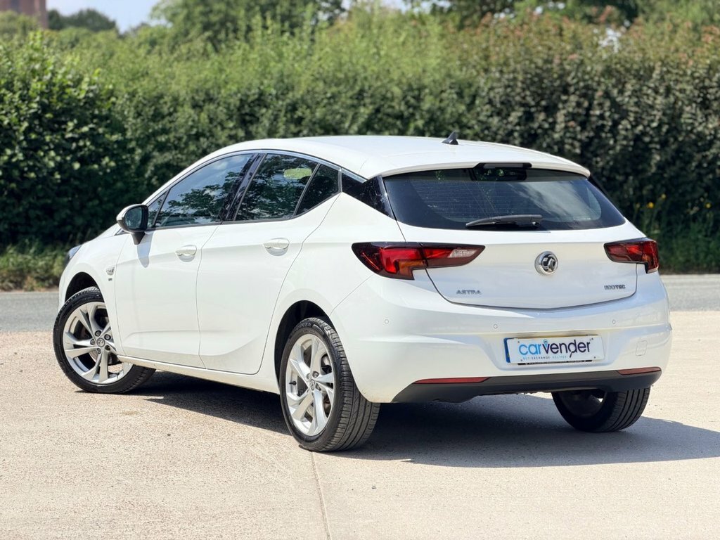 Vauxhall Astra 1L Sri Nav EP19WMX White #5