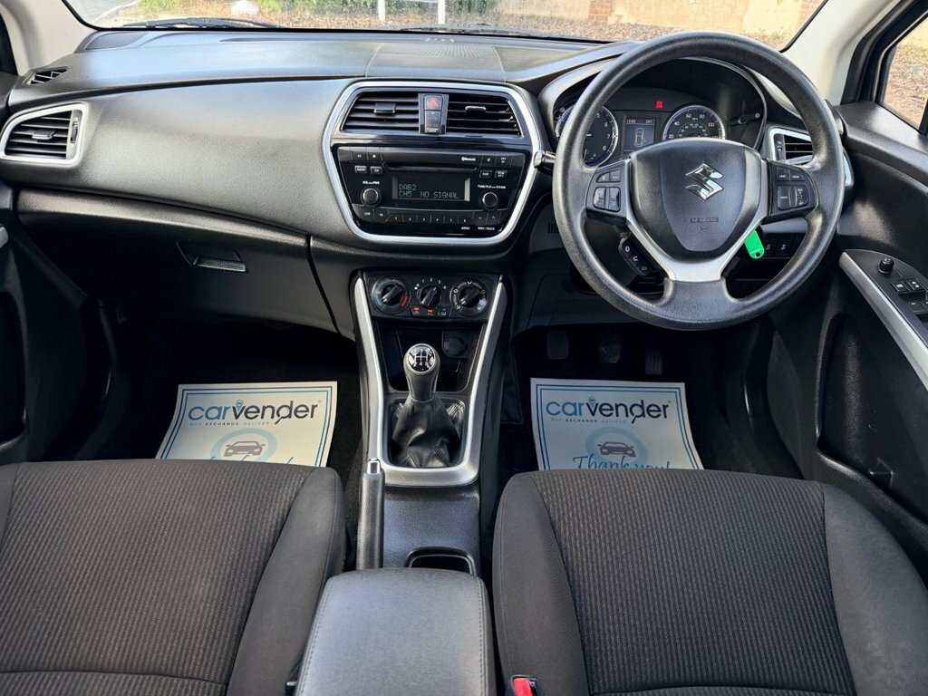 Suzuki SX4 S Cross 1L Sz4 White #3