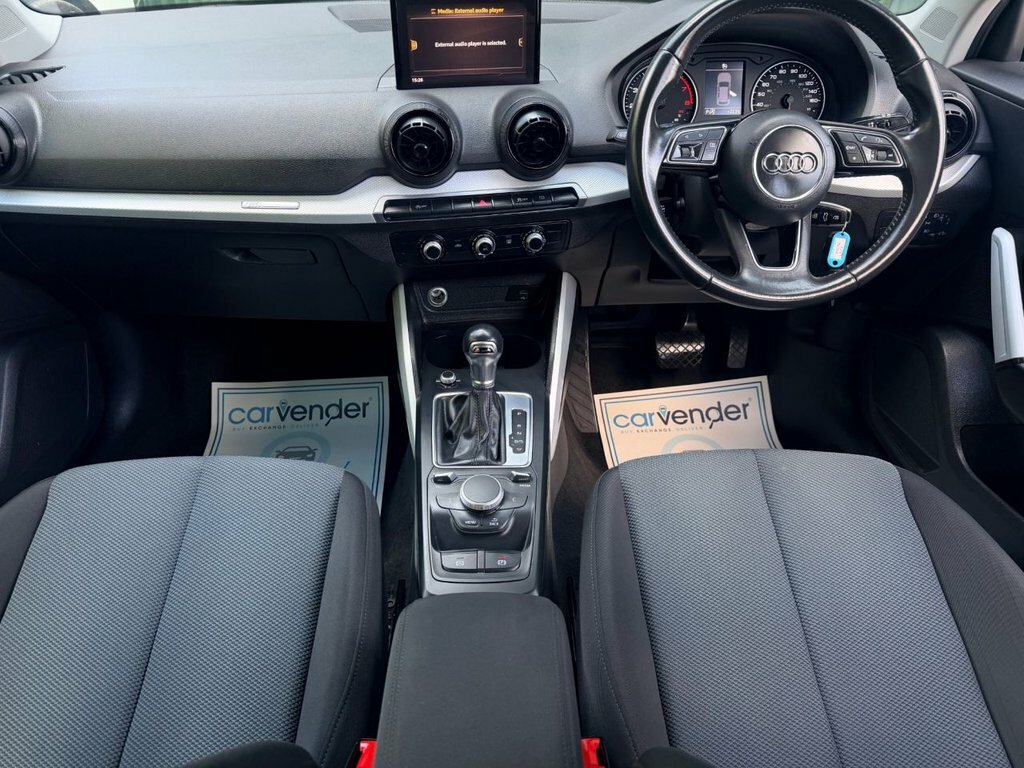 Audi Q2 1.4L Se LB18XZR White #3