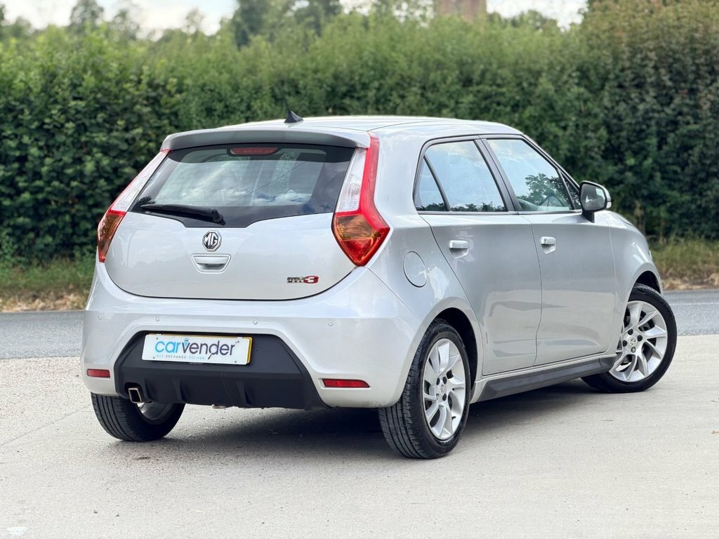 MG MG3 1.5L 3Form Sport Silver #4