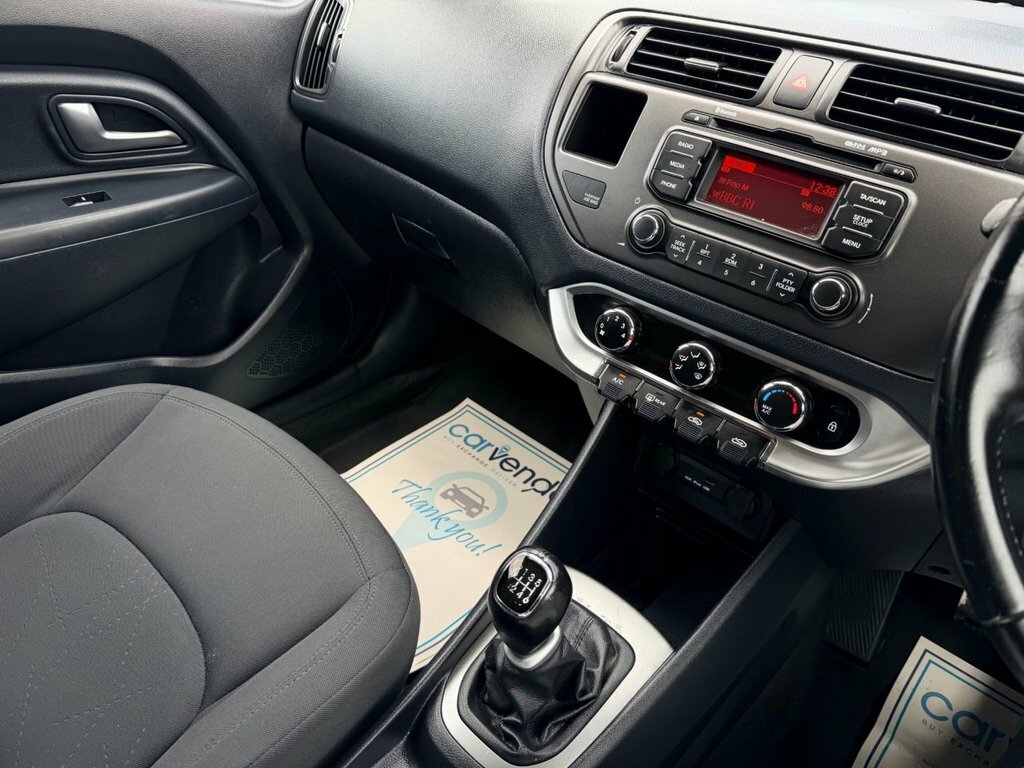 Kia RIO Vr7 White #29