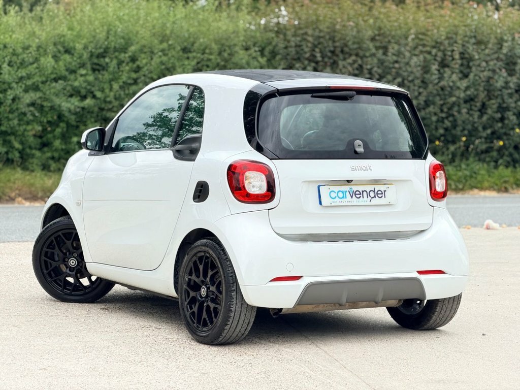 Smart Fortwo Coupe 0.9L Urbanshadow White #4
