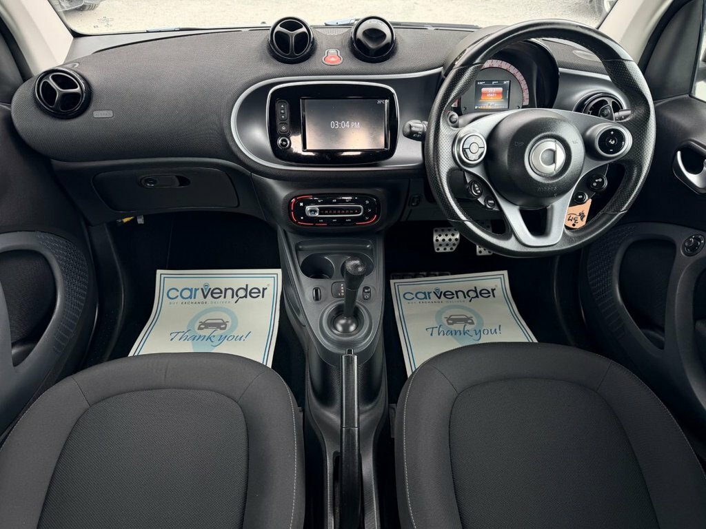 Smart Fortwo Coupe 0.9L Urbanshadow White #2