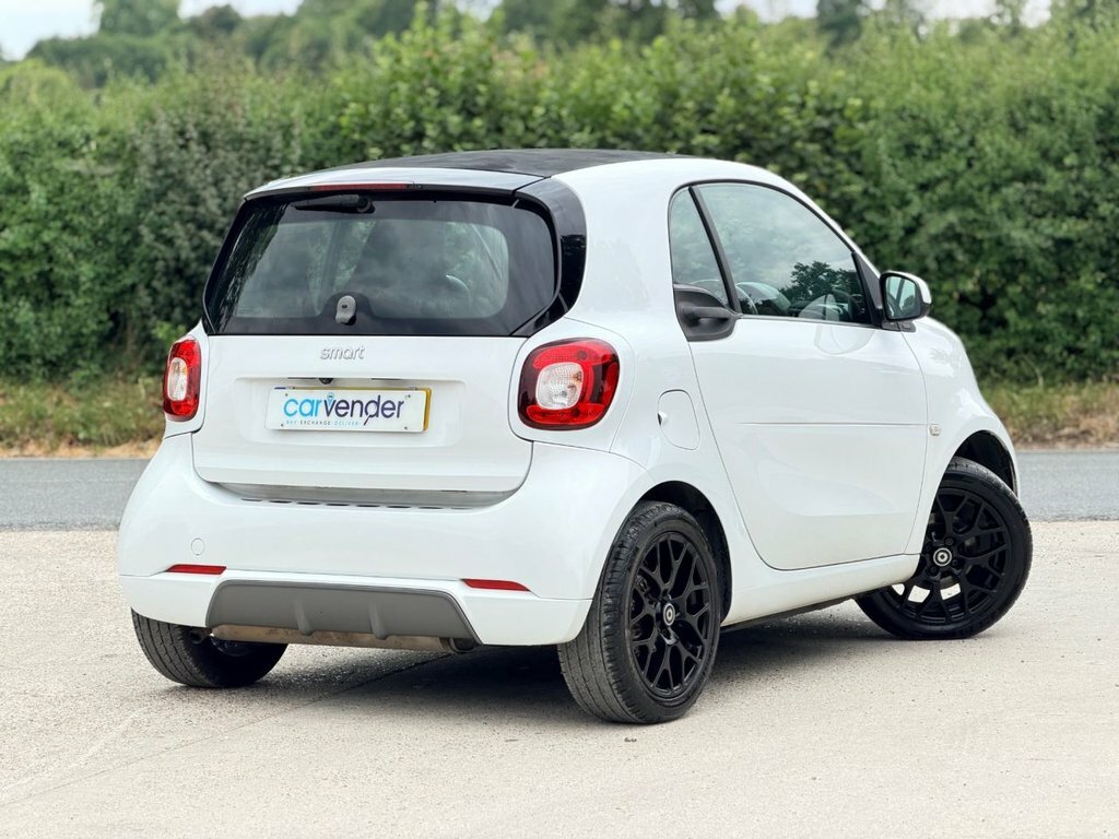 Smart Fortwo Coupe 0.9L Urbanshadow White #3