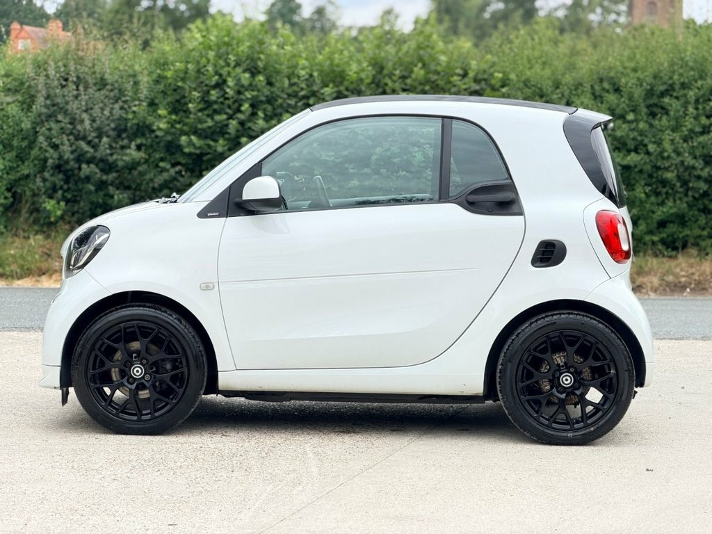 Smart Fortwo Coupe 0.9L Urbanshadow White #5