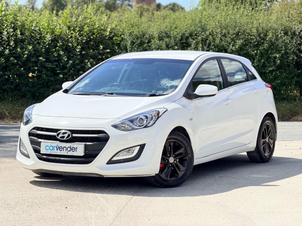 Hyundai I30 1.4L Se White #2