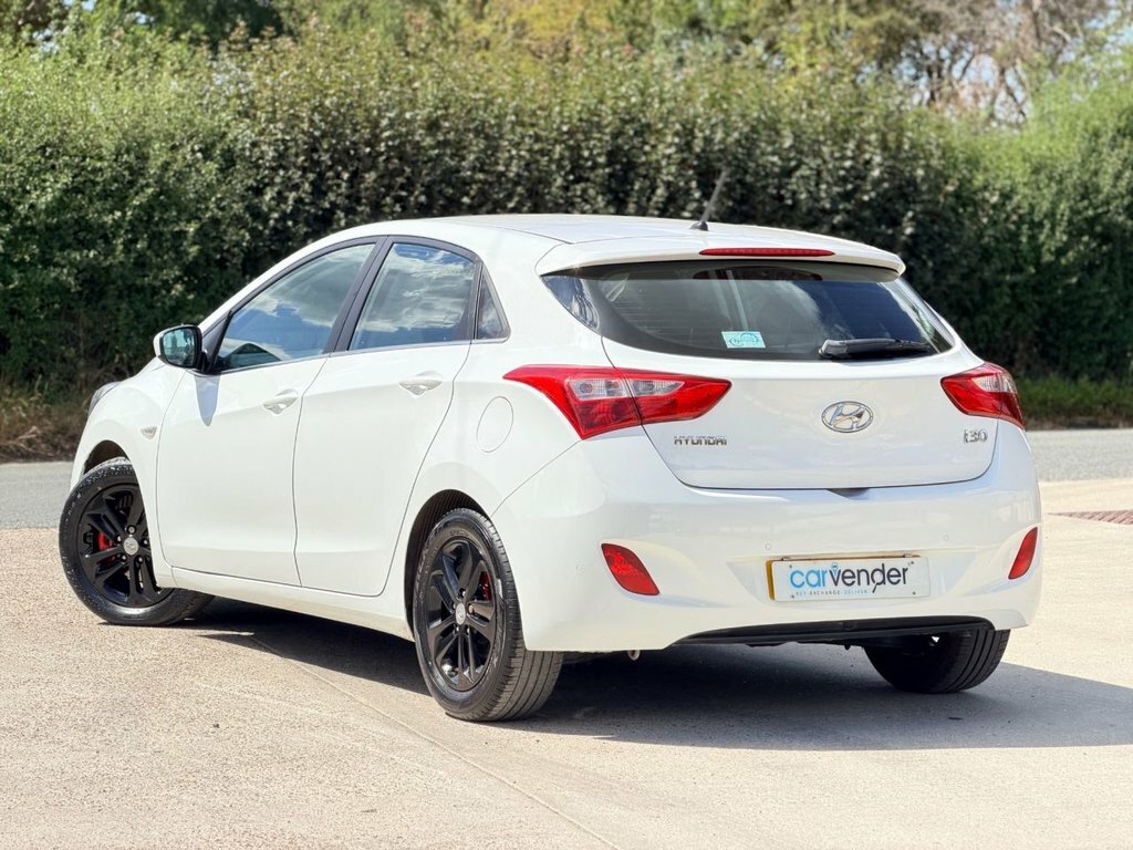 Hyundai I30 1.4L Se White #5