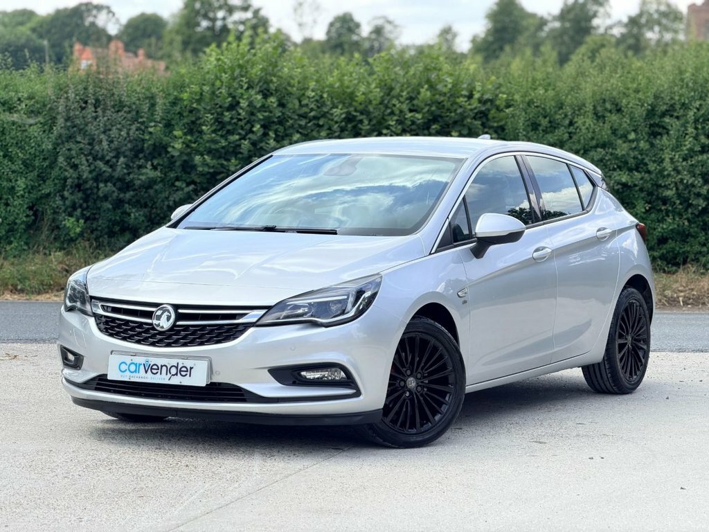 Vauxhall Astra Hatchback Silver #2