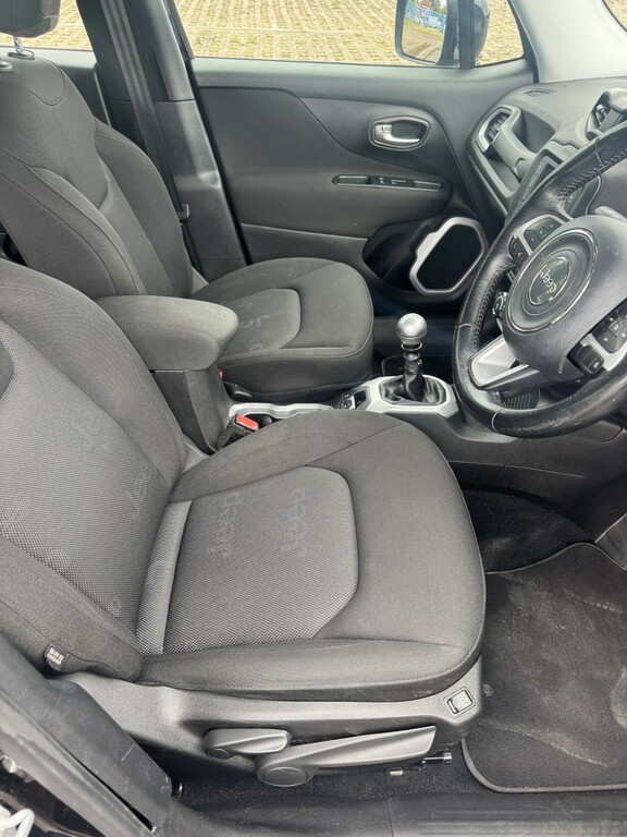 Jeep Renegade 1.6L M-jet Limited 118 Bhp White #15