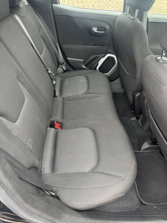 Jeep Renegade 1.6L M-jet Limited 118 Bhp White #10