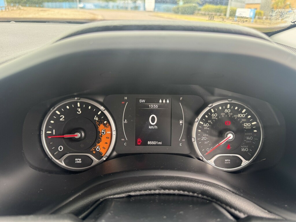 Jeep Renegade 1.6L M-jet Limited 118 Bhp White #20
