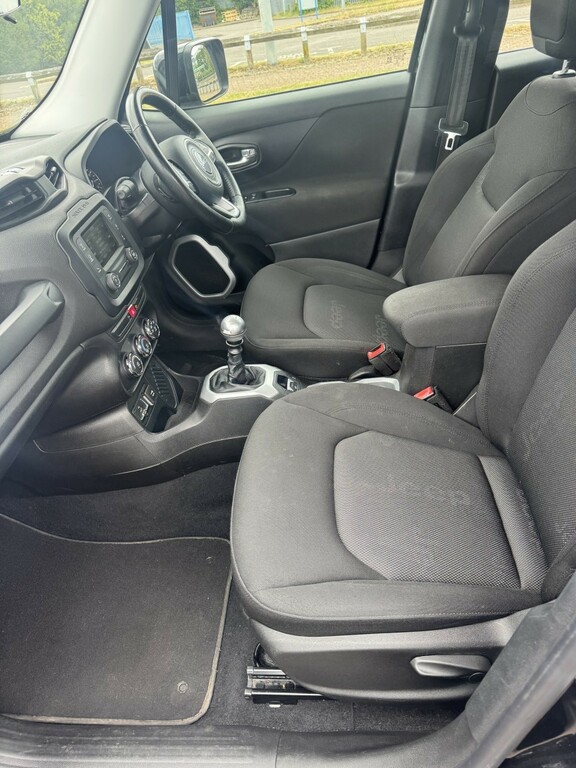 Jeep Renegade 1.6L M-jet Limited 118 Bhp White #13