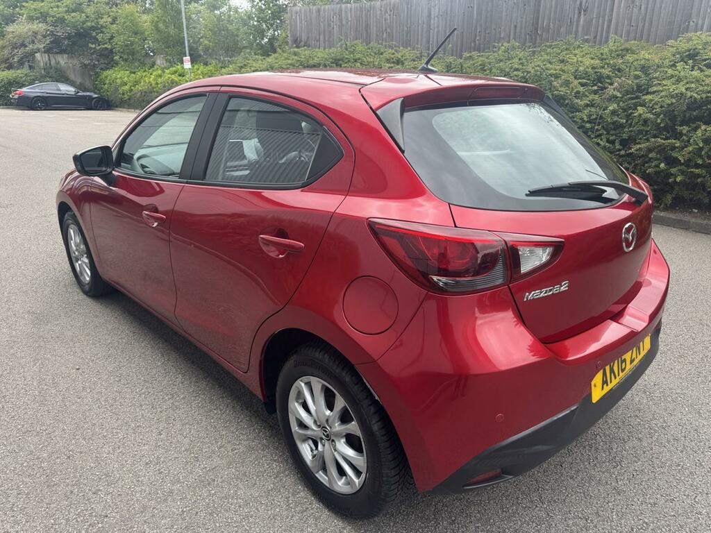 Mazda 2 1.5 Skyactiv-g Se-l 2016 Red #4