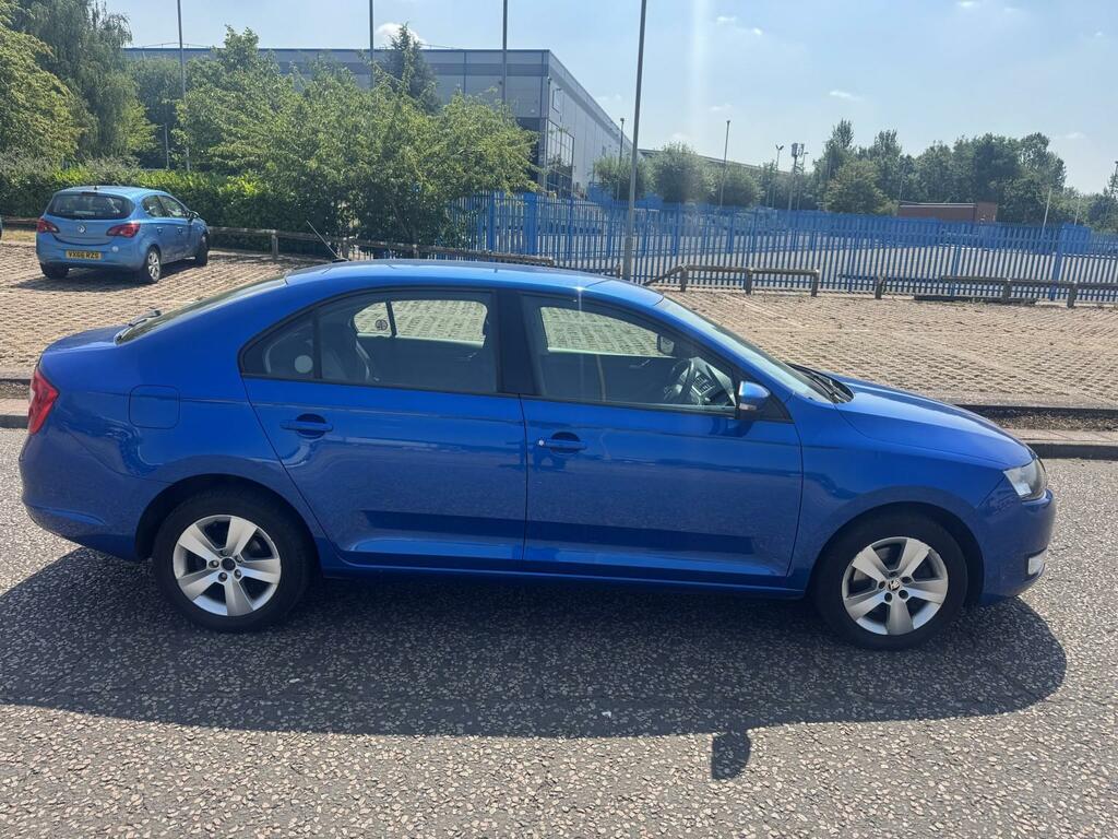 Skoda Rapid Hatchback Blue #7