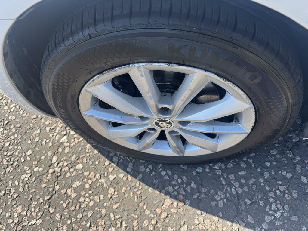Skoda Octavia Hatchback Grey #13