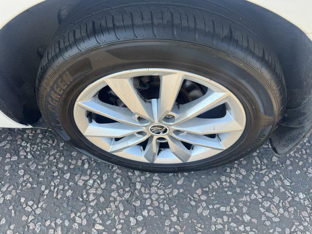 Skoda Octavia Hatchback Grey #12