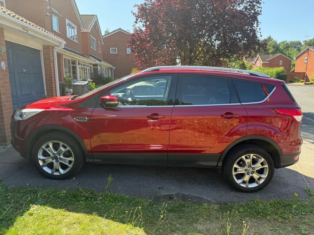 Ford Kuga 1.5 T Ecoboost Titanium 2015 Red #3
