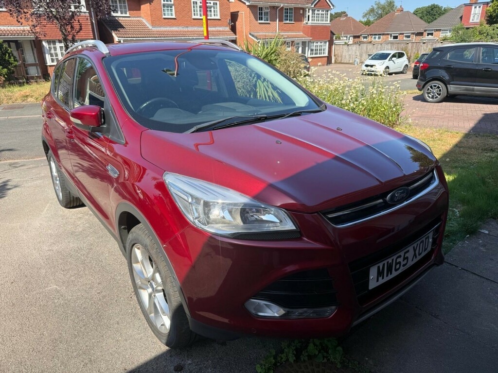 Ford Kuga 1.5 T Ecoboost Titanium 2015 Red #2