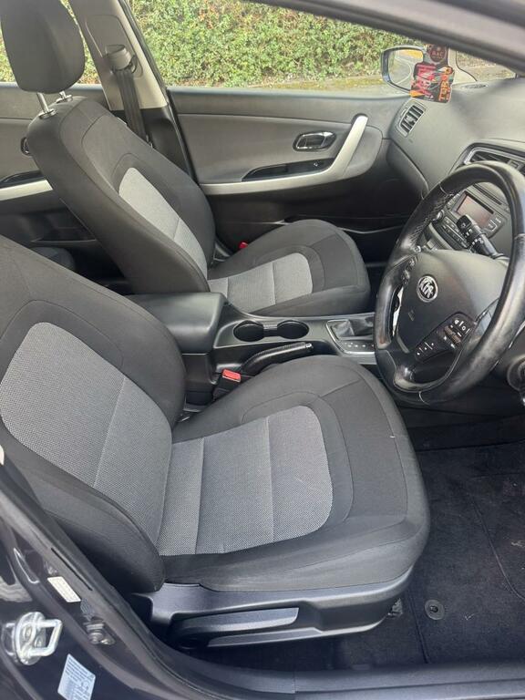 Kia Ceed Hatchback 1.4 Sr7 Euro 5 201515 Red #18
