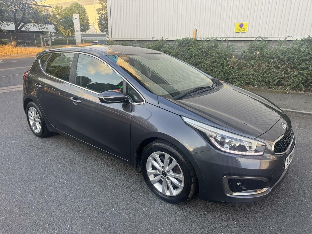 Kia Ceed Hatchback 1.4 Sr7 Euro 5 201515 Red #8