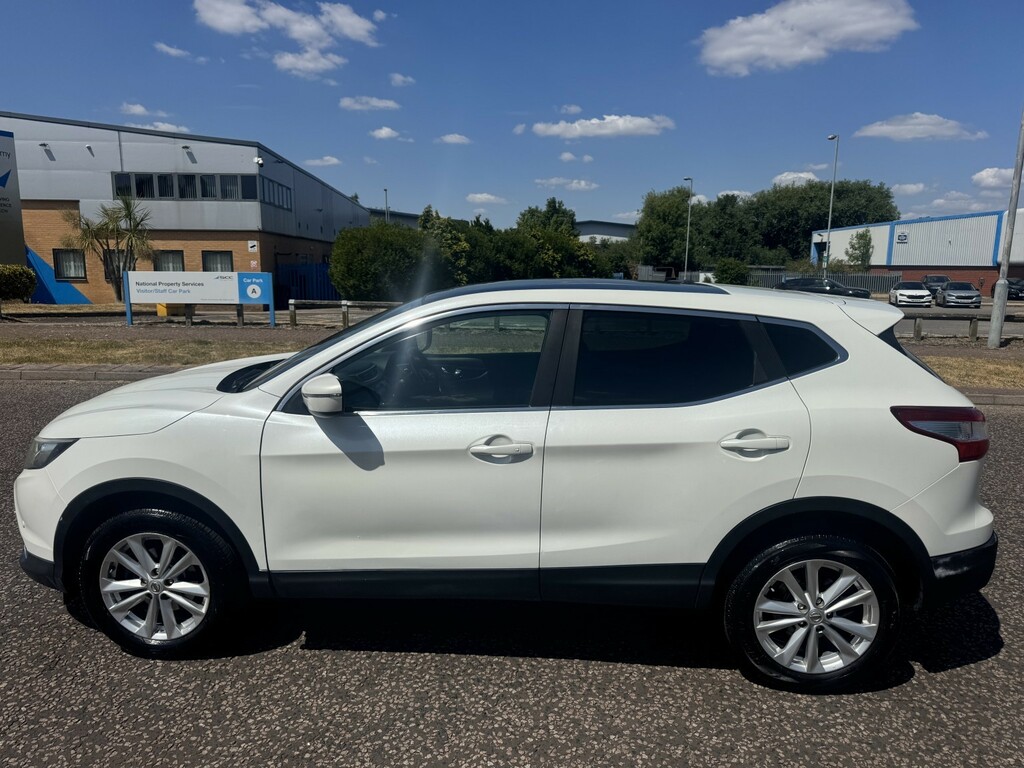 Nissan Qashqai 1.5 Dci Acenta Premium 2014 VO64VYM White #3