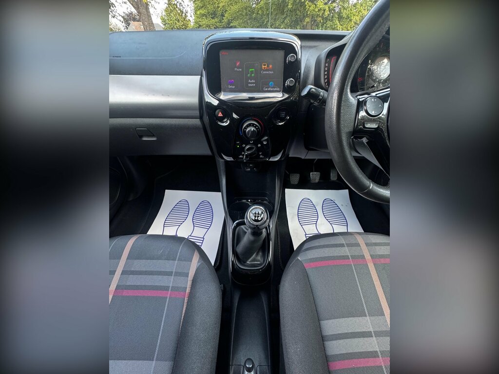Peugeot 108 Hatchback Active 201515 Purple #31