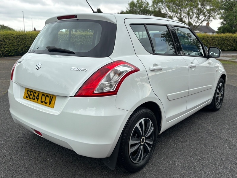 Suzuki Swift Sz2 White #5