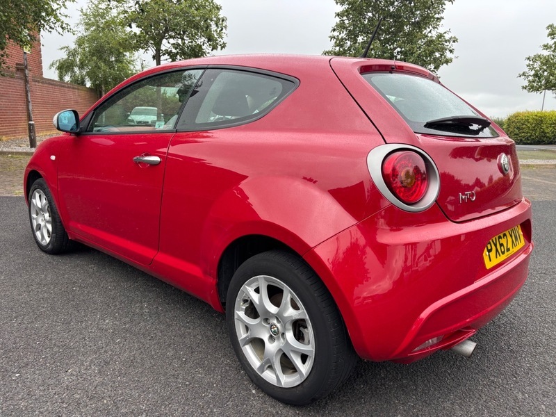 Alfa Romeo MiTo Hatchback Black #10