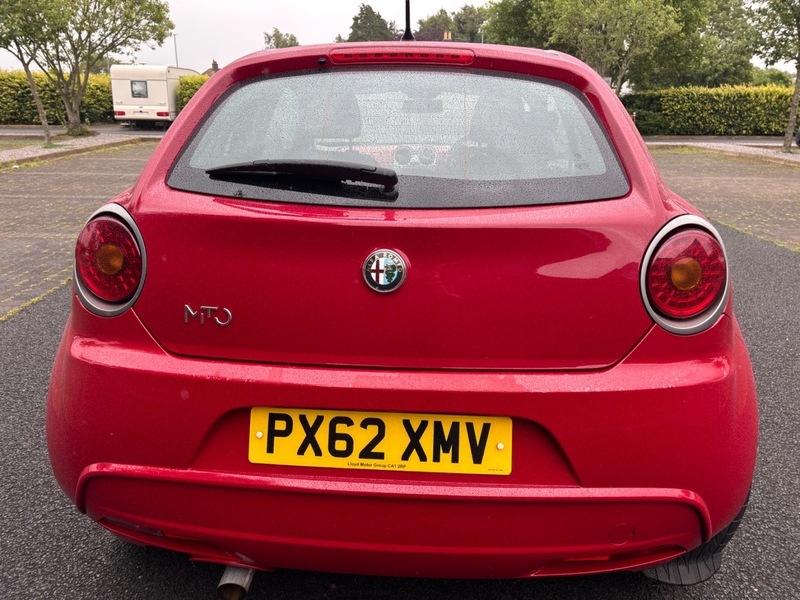 Alfa Romeo MiTo Hatchback Black #9