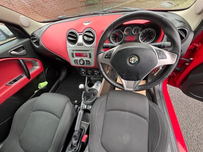 Alfa Romeo MiTo Hatchback Black #13