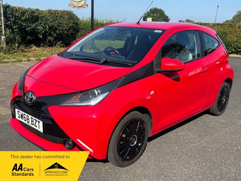 Toyota Aygo Vvt-i X-play Red