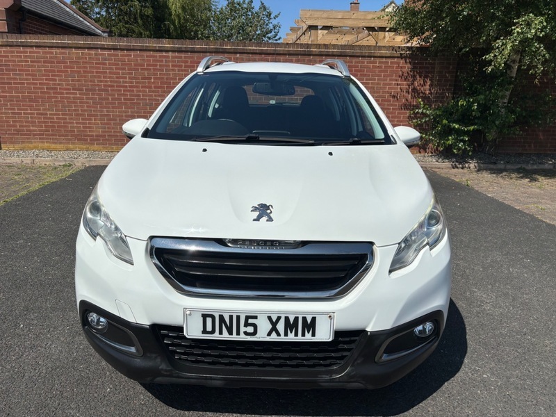 Peugeot 2008 Blue Hdi Active DN15XMM White #2