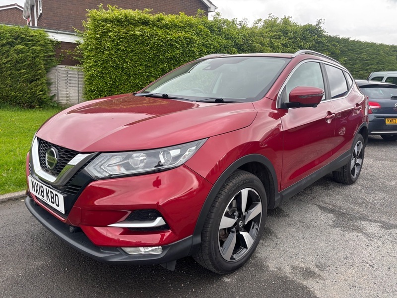 Nissan Qashqai N-connecta Dci NX18KBO Red #2