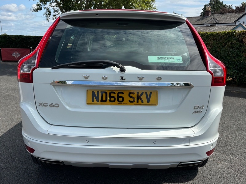 Volvo XC60 D4 R-design Lux Nav Black #9