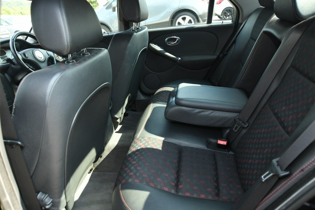 MG ZT 2.5 190 Red #11