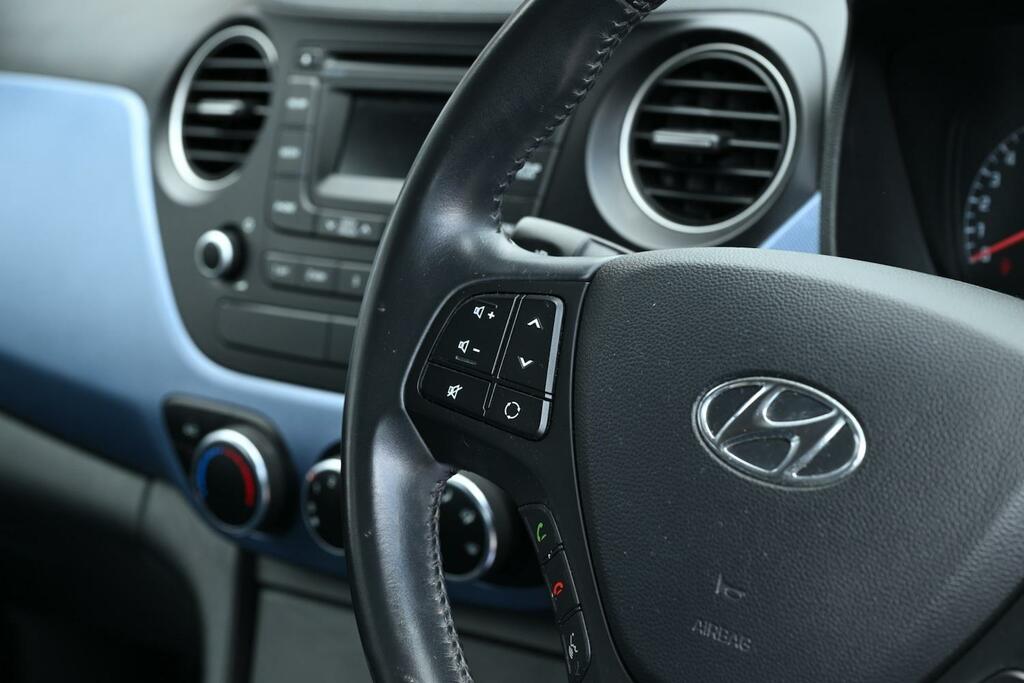 Hyundai I10 Premium Black #10