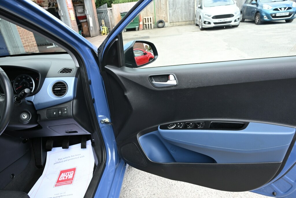 Hyundai I10 Premium Black #14