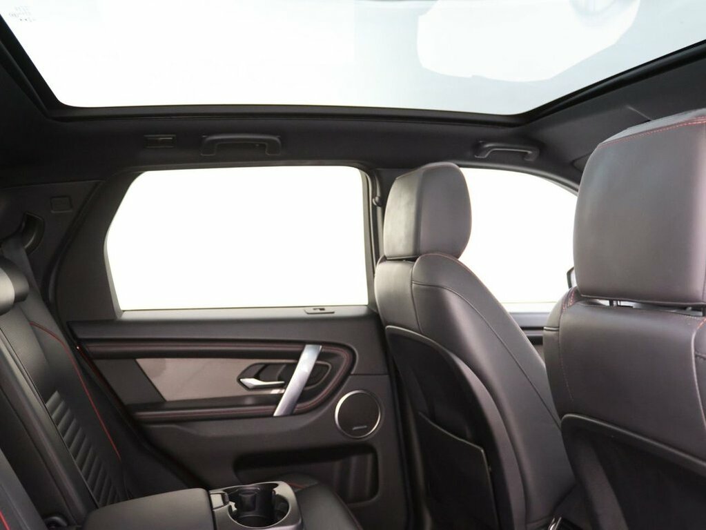 Land Rover Discovery Sport 2L R-dynamic Hse Red