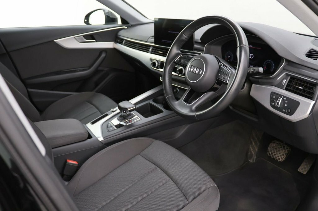 Audi A4 2L Technik RF22LVB Black #5